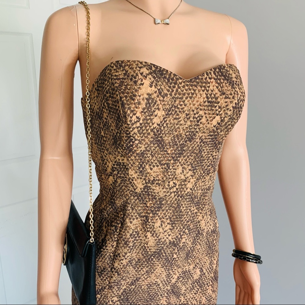 Martina Strapless Dress in Serpentine dark nude!